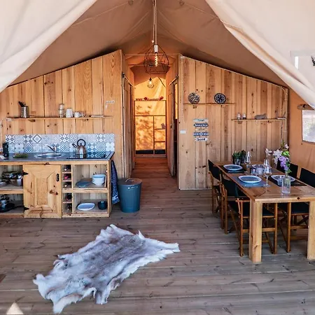 Safari Tent With Private Pool In Albufeira Paderne (Faro)